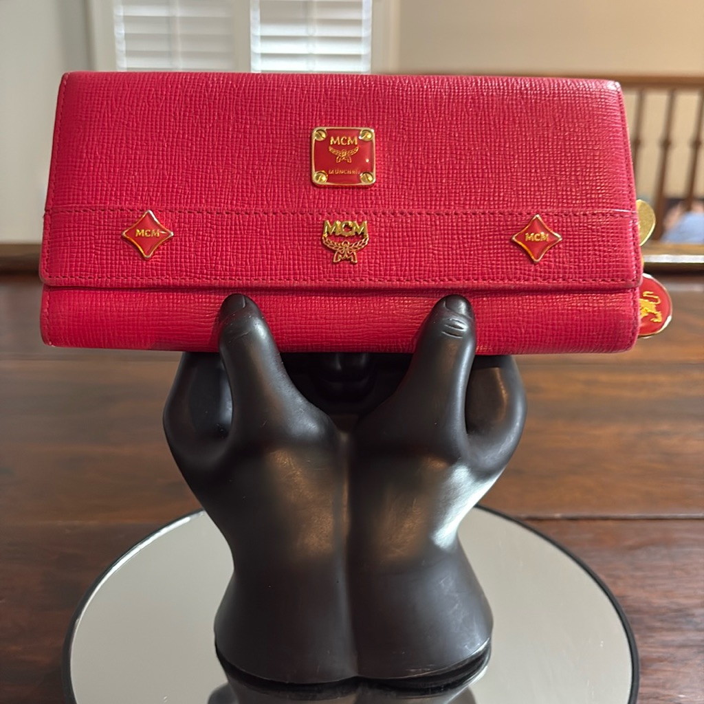 Mcm Princess Long Trifold Wallet W/Charms